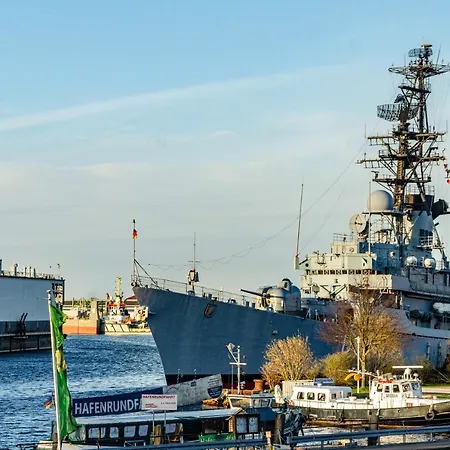 Femeer 01 アパート